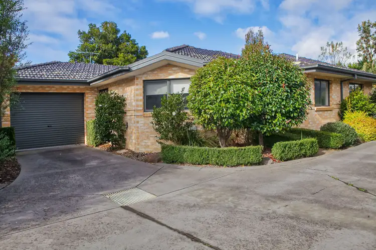 Main view of Homely unit listing, 2/186 North Road, Langwarrin VIC 3910