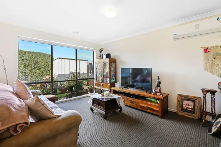Fifth view of Homely unit listing, 5 Telford Circuit, Drouin VIC 3818