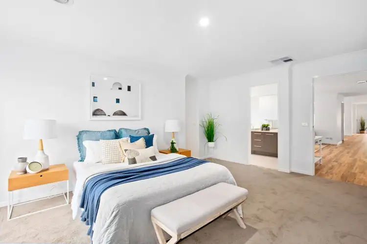 Fifth view of Homely house listing, 5 Nevis Place, Taylors Hill VIC 3037