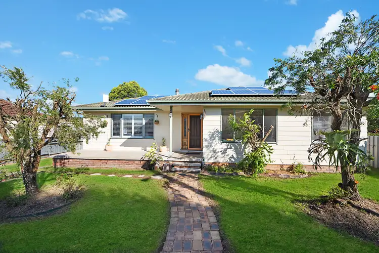 15 Victoria Street, Paterson NSW 2421