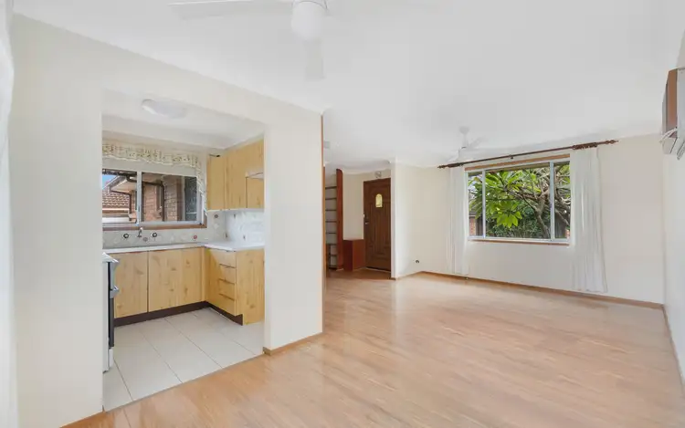 Sixth view of Homely villa listing, 13/8 Bensley Road, Macquarie Fields NSW 2564