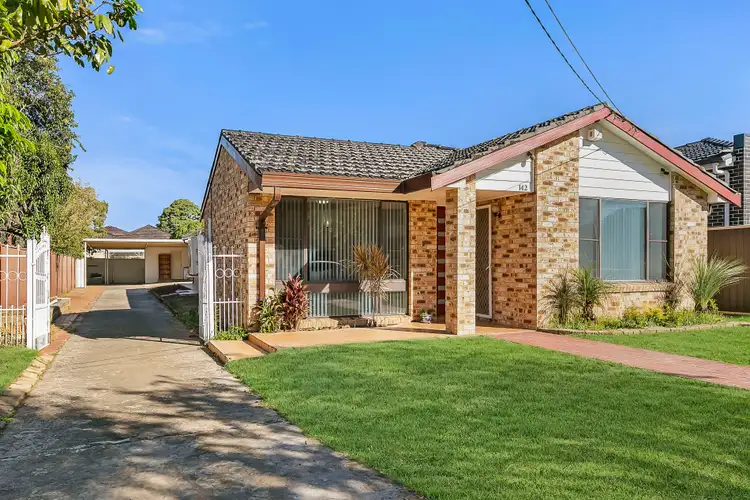 142 Griffiths Avenue, Bankstown NSW 2200
