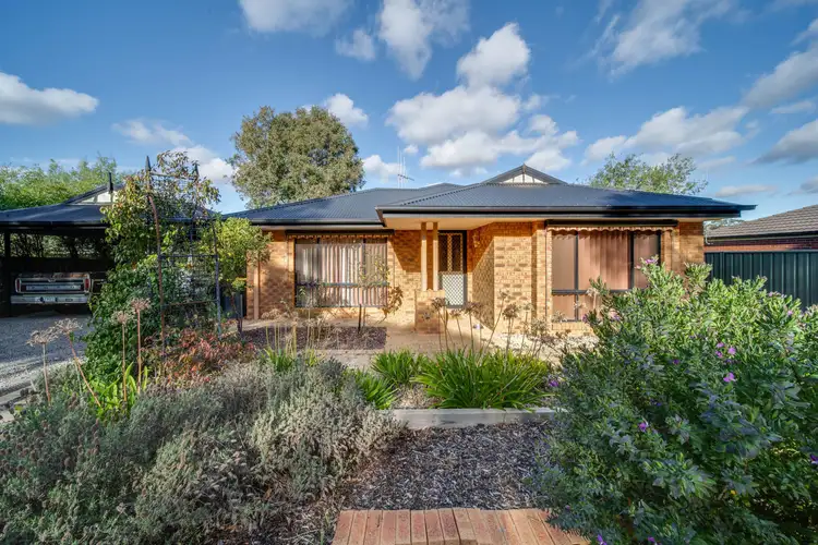 9 Aspera Way, Kangaroo Flat VIC 3555