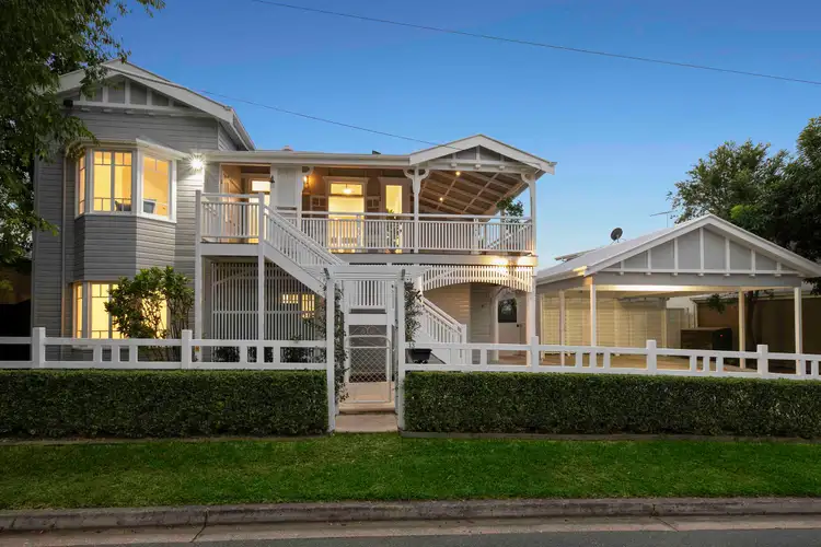 13 Jarrott Street, Chelmer QLD 4068