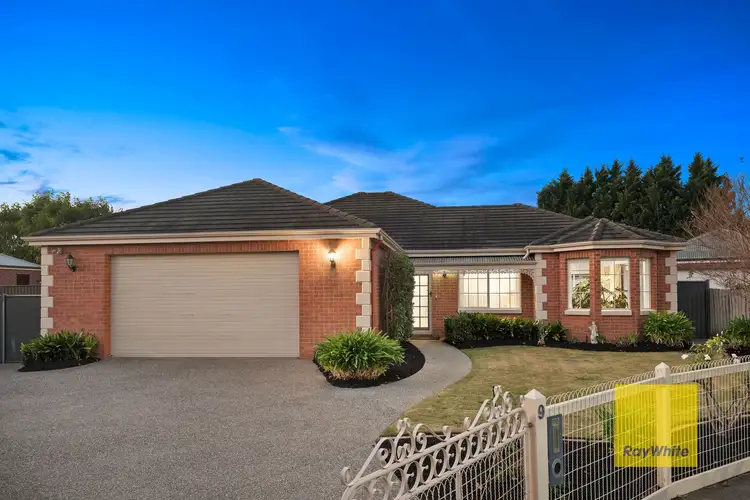 9 Frayne Court, Highton VIC 3216