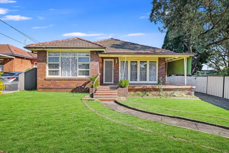 19 Breasley Avenue, Yagoona NSW 2199