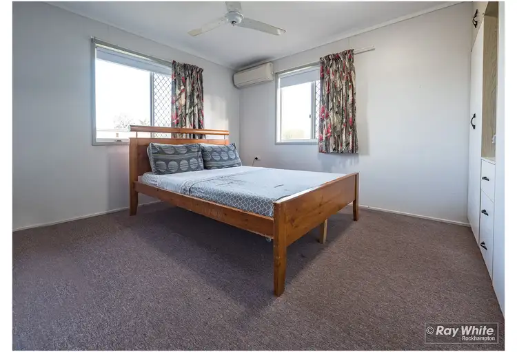 Fifth view of Homely semi-detached listing, 1-2/14 Locke Street, Kawana QLD 4701