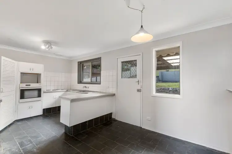Sixth view of Homely house listing, 2 Thirroul Road, Kanahooka NSW 2530