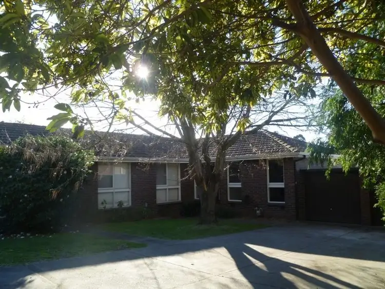 18 Lernes Street
