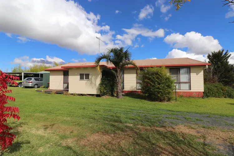 39 Young Street, Deepwater NSW 2371