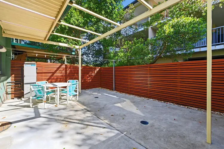 Fifth view of Homely townhouse listing, 2/33 Gladys Street, Greenslopes QLD 4120