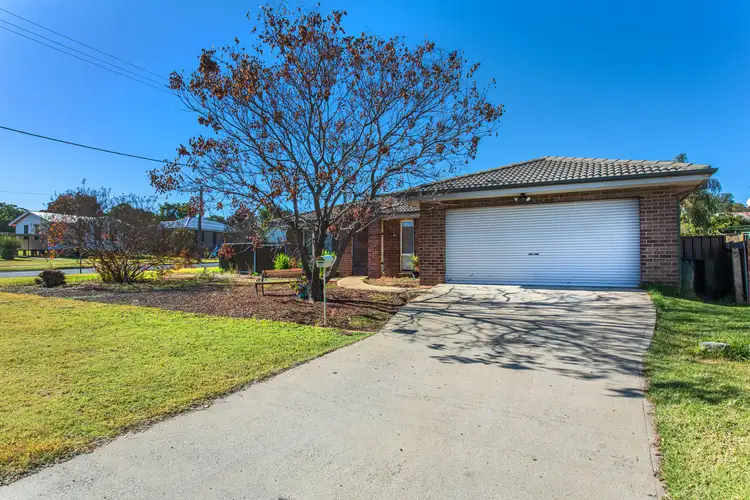 35 Nelson Street, Cowra NSW 2794