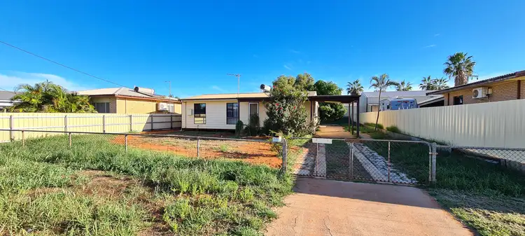19 Saw Street, Carnarvon WA 6701