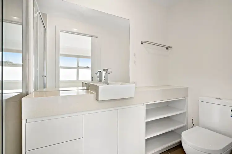 Sixth view of Homely townhouse listing, 2/87 Middleborough Road, Burwood VIC 3125