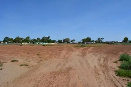 1 Sunflower Street, Blackall QLD 4472