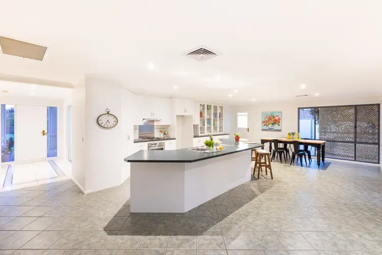 Fifth view of Homely house listing, 15 Merle Court, Mildura VIC 3500