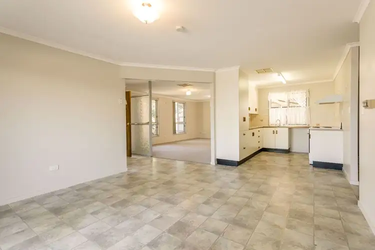 Sixth view of Homely house listing, 10 Roseanne Road, Emerald QLD 4720