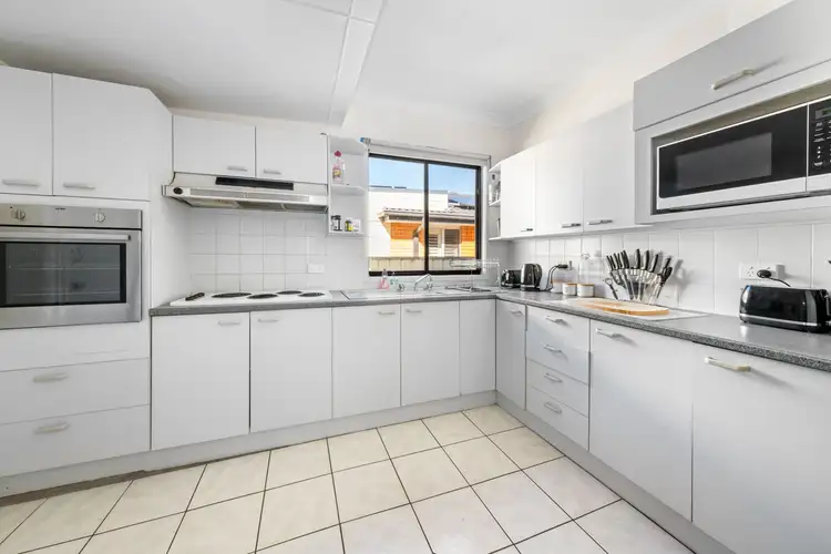 Fourth view of Homely house listing, 33 Shamrock Drive, Berkeley Vale NSW 2261