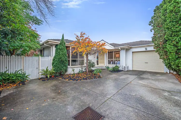 Main view of Homely unit listing, 1/25 Parkhill Drive, Ashwood VIC 3147
