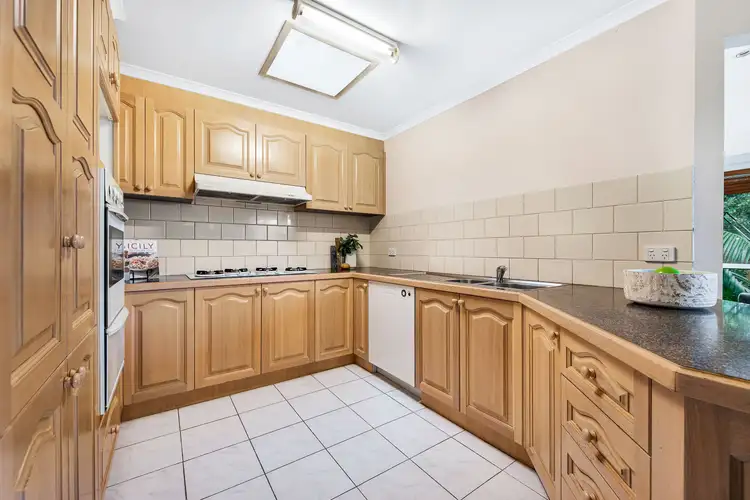 Fifth view of Homely unit listing, 1/25 Parkhill Drive, Ashwood VIC 3147