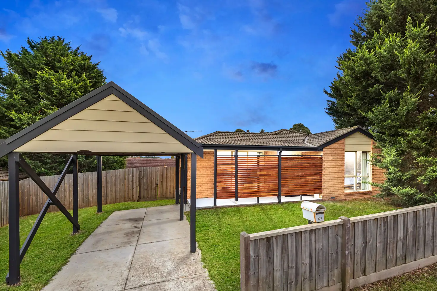 Main view of Homely house listing, 198 Heatherhill Road, Frankston VIC 3199