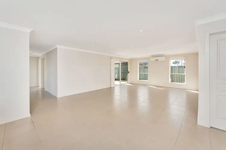 Fourth view of Homely house listing, 32 Pfitzner Close, Murray Bridge SA 5253