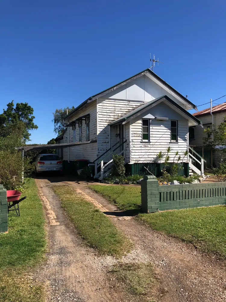 10 Premier Street, Maryborough QLD 4650