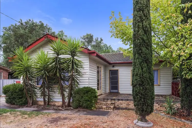 Main view of Homely house listing, 37 Holdsworth Road, Long Gully VIC 3550
