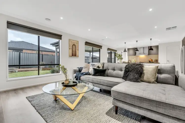 Sixth view of Homely house listing, 4 Bombala Crescent, Craigieburn VIC 3064