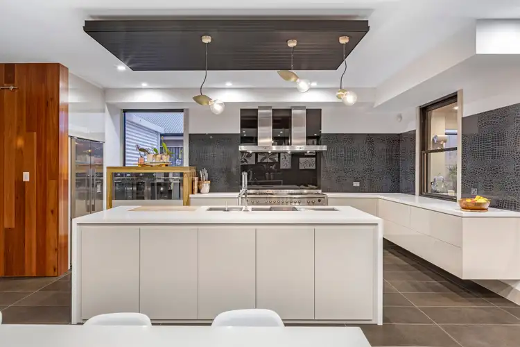 18 Woods View, Craigburn Farm SA 5051