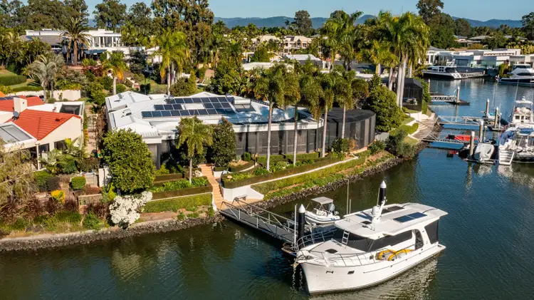 5838 Bayview Walk, Sanctuary Cove QLD 4212