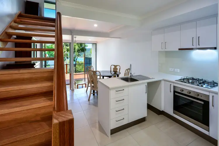 10/6 Great Northern Highway, Coral Sea Apartments, Hamilton Island QLD 4803