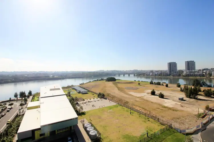 903 14 Burroway Drive, Wentworth Point NSW 2127