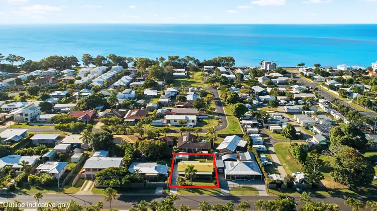 22 Shell Street, Urangan QLD 4655