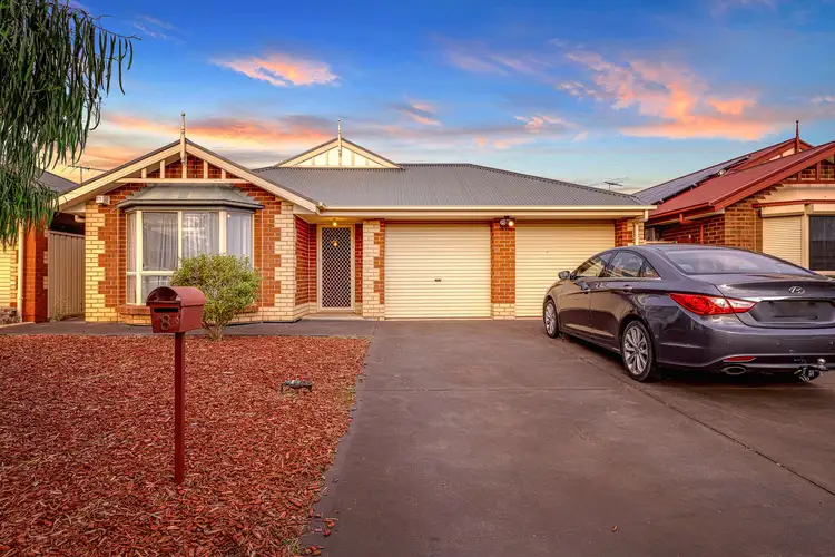 8 Burwood Road, Munno Para West SA 5115