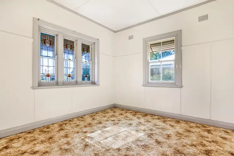 Sixth view of Homely house listing, 8 Phillip Street, Tamworth NSW 2340