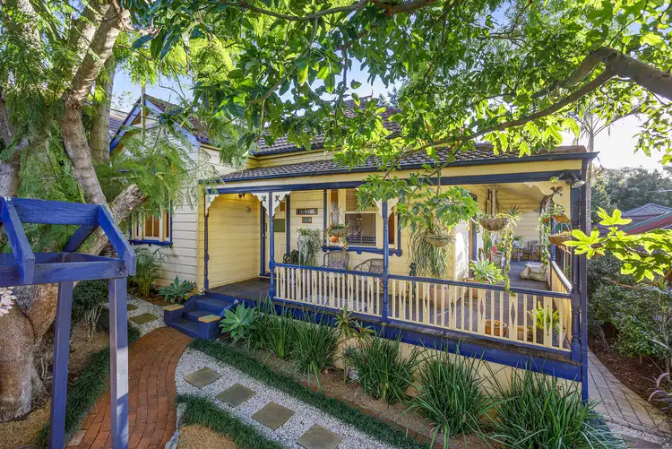 12 Mangerton Road, Wollongong NSW 2500
