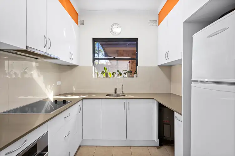 Second view of Homely unit listing, 5/16 Woodlawn Avenue, Mangerton NSW 2500