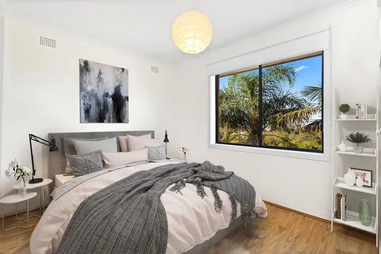 Third view of Homely unit listing, 5/16 Woodlawn Avenue, Mangerton NSW 2500