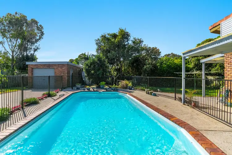 13 Boronia Crescent, Yamba NSW 2464