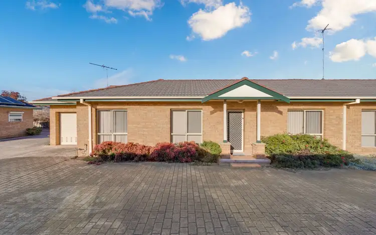 Main view of Homely villa listing, 3/33-35 Surrey Street, Minto NSW 2566