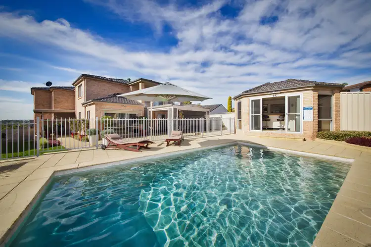 37 Mariner Road, Illawong NSW 2234