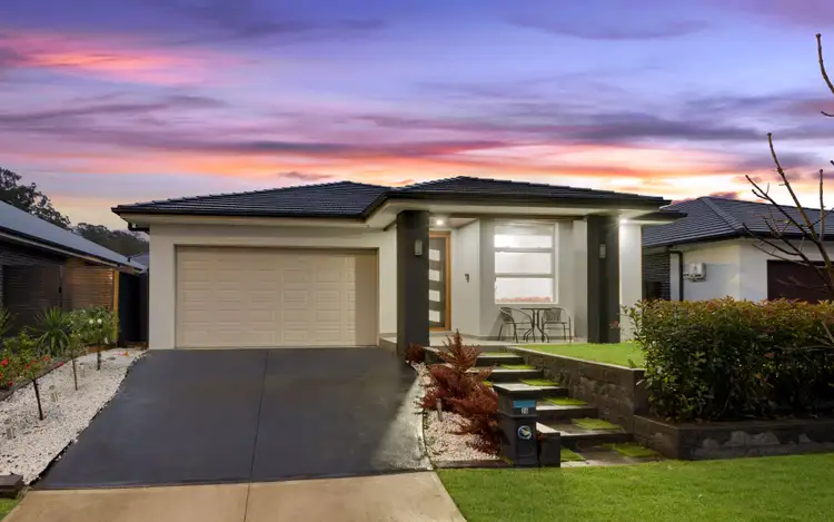 26 Stoneham Circuit, Oran Park NSW 2570