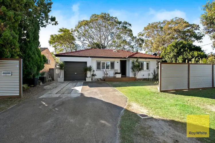 51 Florida Avenue, Woy Woy NSW 2256