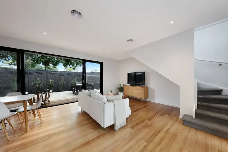 Fifth view of Homely townhouse listing, 2/10 Ivan Avenue, Edithvale VIC 3196