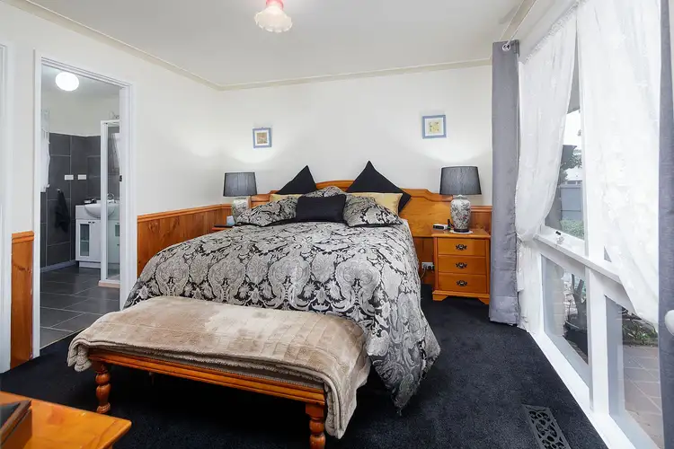 Sixth view of Homely house listing, 11 Crathie Court, Frankston VIC 3199