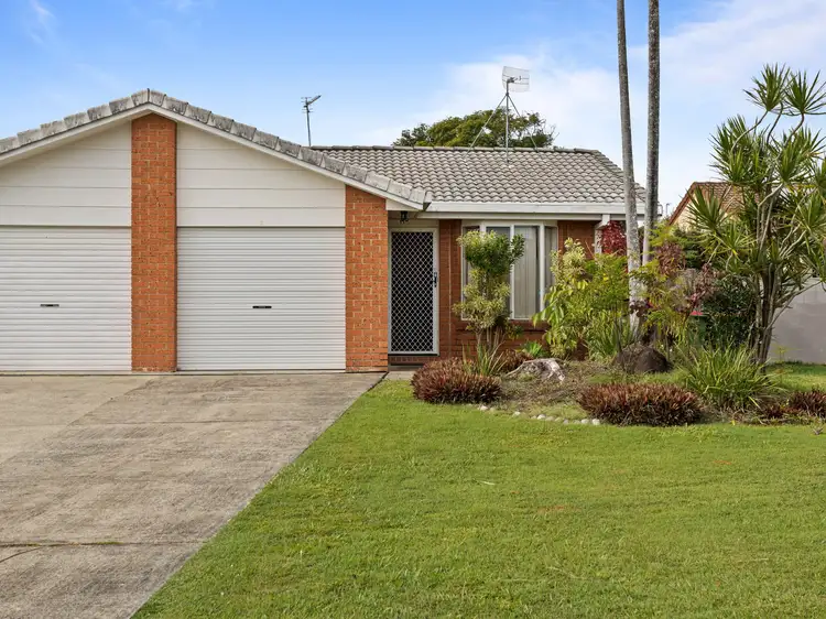 Second view of Homely house listing, 2/6 Clovelly Place, Labrador QLD 4215