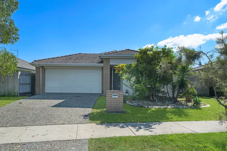 36 Adam Street, Beachmere QLD 4510
