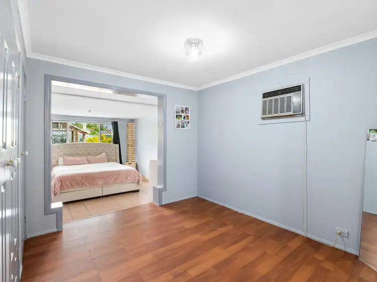 Fourth view of Homely house listing, 4 Calder Court, Crestmead QLD 4132