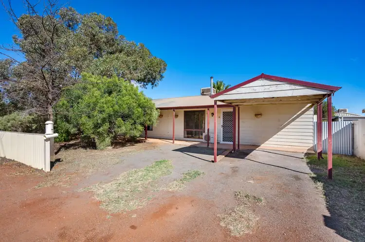 1 Bartlett Place, South Kalgoorlie WA 6430